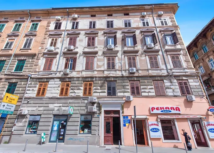 Market 5 - Rent